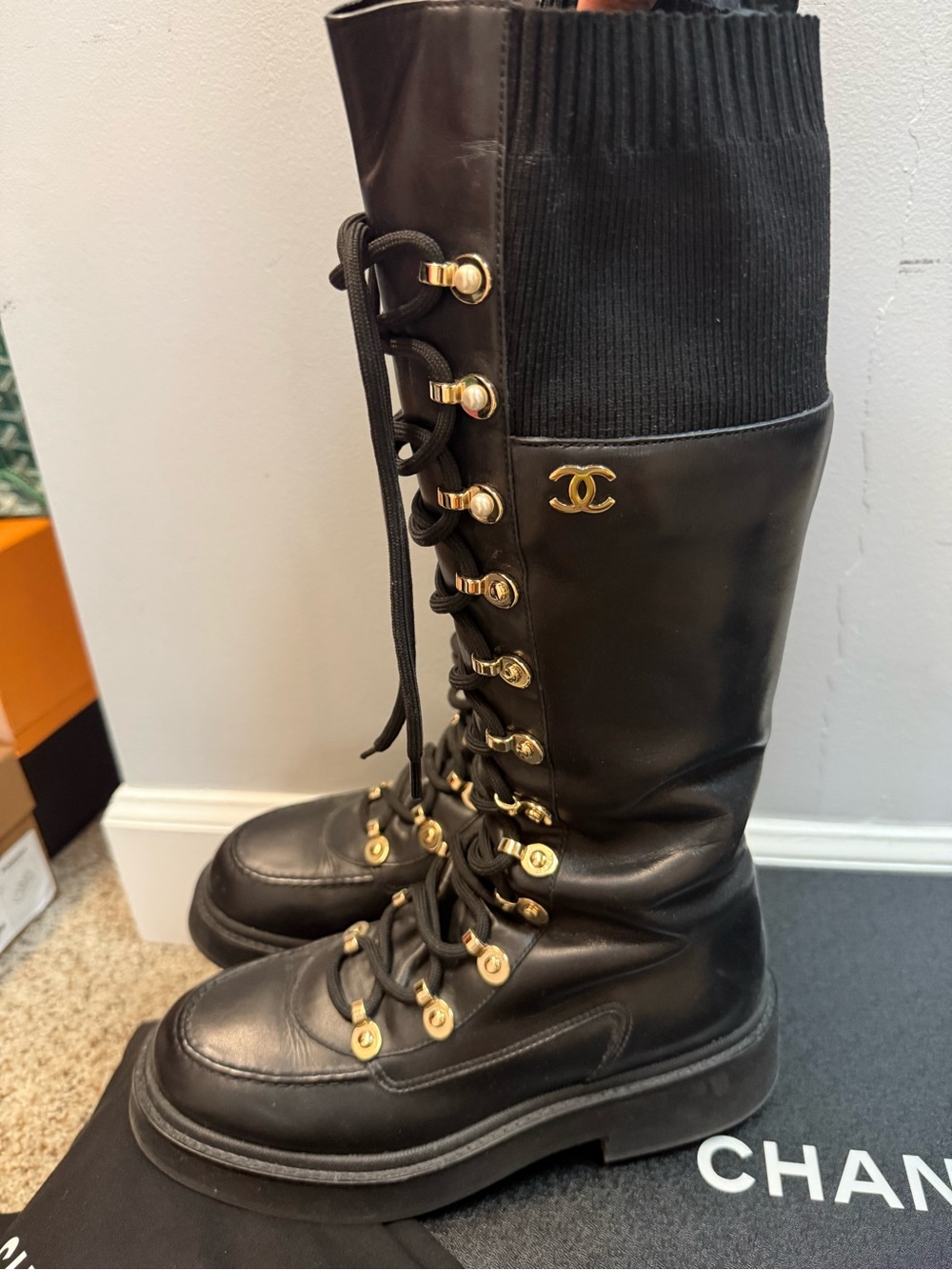 AUTHENTIC!!
RARE!!! 
Excellent. 
CHANEL Tall Black Leather Lace-Up Biker boot - Picture 4 of 8